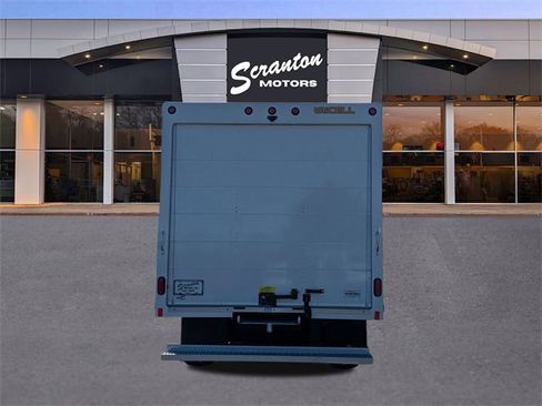 Used 2024 GMC Savana 3500 Extended w/ Power Convenience Package image 6