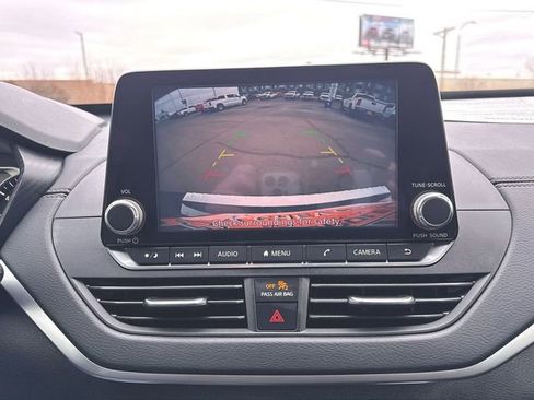 Used 2020 Nissan Altima 2.5 SV image 14