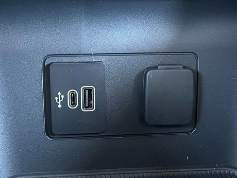 New 2026 Ford Explorer Active image 31