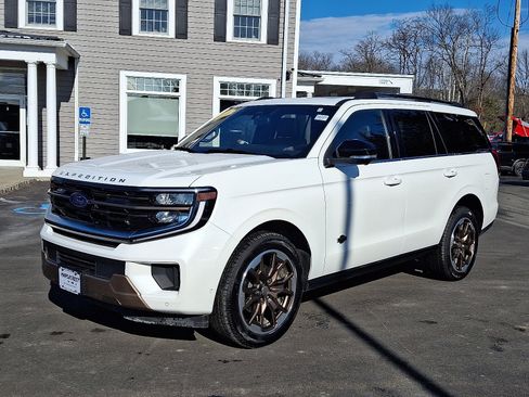 Used 2025 Ford Expedition King Ranch image 1