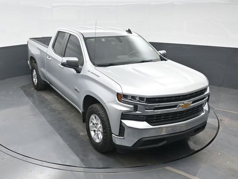 Used 2019 Chevrolet Silverado 1500 LT w/ Texas Edition image 24