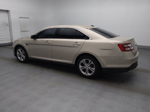 Used 2018 Ford Taurus SE FWD image 3