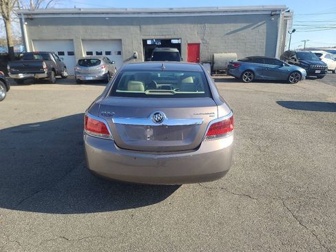 Used 2010 Buick LaCrosse CXL w/ Luxury Package FWD image 7