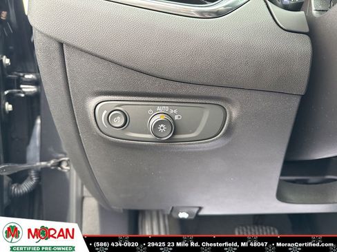 Used 2022 Chevrolet Equinox LT image 16