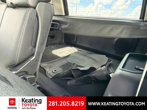 Used 2023 Toyota 4Runner SR5 Premium w/ Moonroof Package RWD image 12