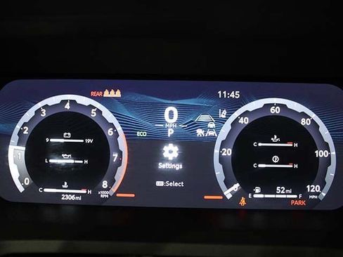 Certified 2025 Toyota Tacoma TRD Off-Road AWD/4WD image 11
