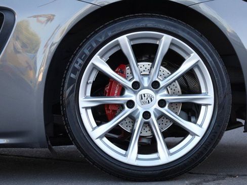 Used 2018 Porsche 718 Cayman RWD image 49