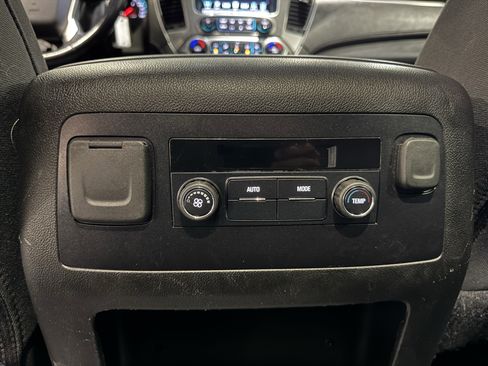 Used 2020 Chevrolet Tahoe LS image 33