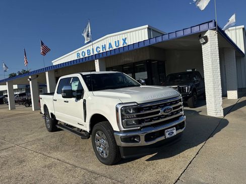 New 2026 Ford F250 Lariat w/ Chrome Package image 8