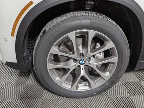New 2026 BMW X5 xDrive40i image 8