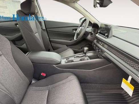 New 2025 Honda Accord SE image 36
