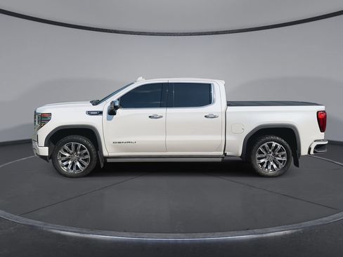 Used 2023 GMC Sierra 1500 Denali w/ Denali Reserve Package AWD/4WD image 5