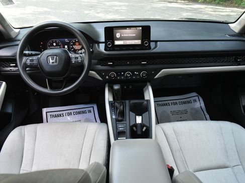 Used 2023 Honda Accord EX image 20