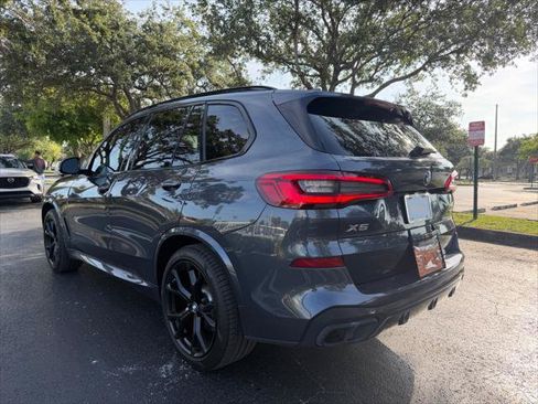 Used 2019 BMW X5 xDrive40i w/ M Sport Package AWD/4WD image 3
