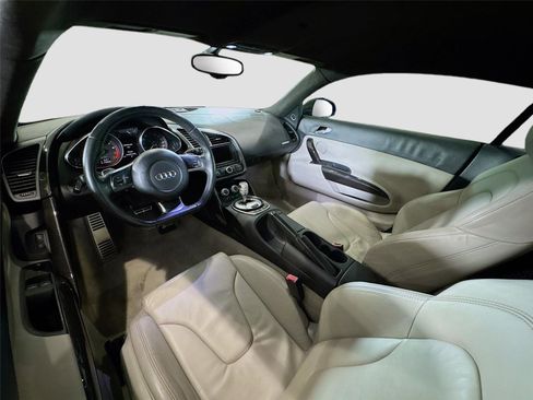 Used 2009 Audi R8 V10 AWD/4WD image 3