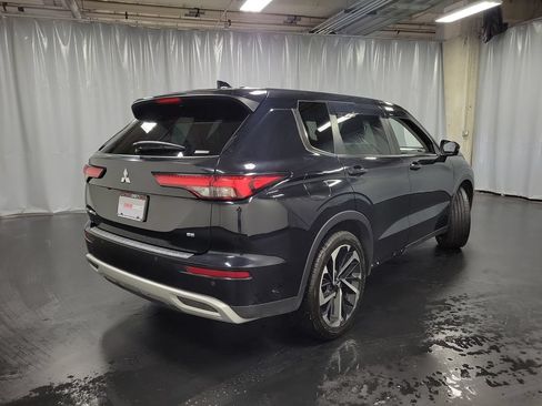 Used 2022 Mitsubishi Outlander SE AWD/4WD image 8
