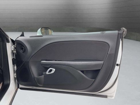 Used 2022 Dodge Challenger GT image 22