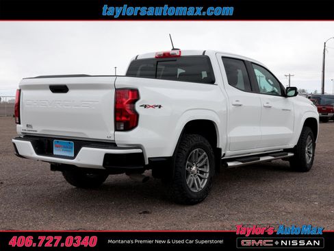 Used 2024 Chevrolet Colorado LT w/ LT Convenience Package II AWD/4WD image 4
