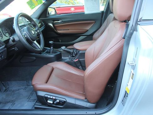 Used 2016 BMW M235i Coupe RWD image 15