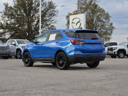 Used 2024 Chevrolet Equinox LS w/ LS Convenience Package image 5