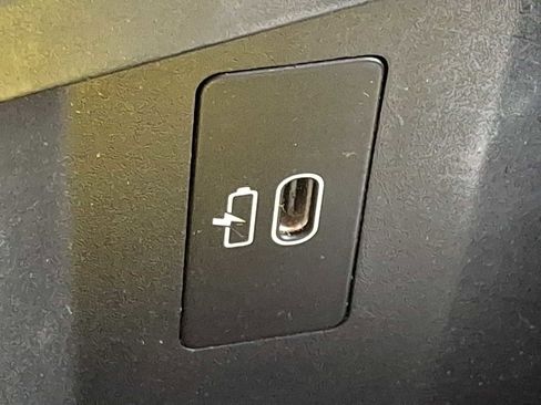 Used 2023 BMW X2 xDrive28i w/ Convenience Package image 26