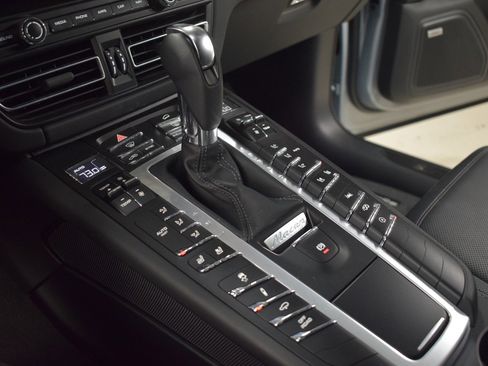 Used 2021 Porsche Macan GTS image 34