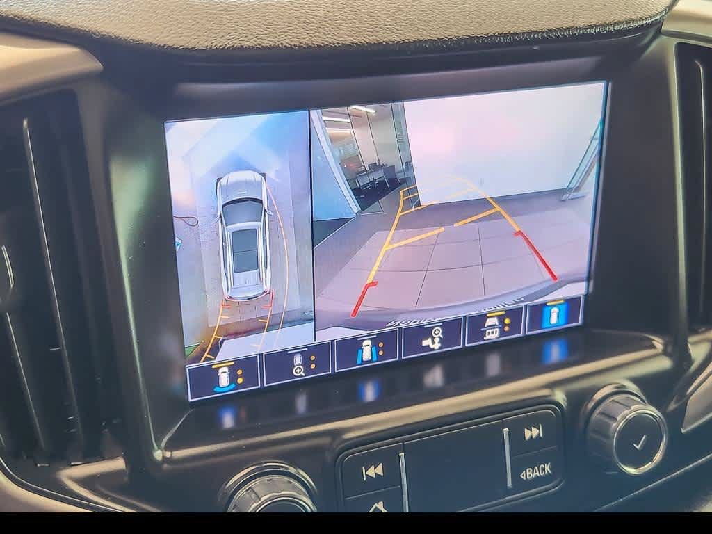 Used 2023 GMC Terrain AT4 w/ Infotainment Package II AWD/4WD image 17