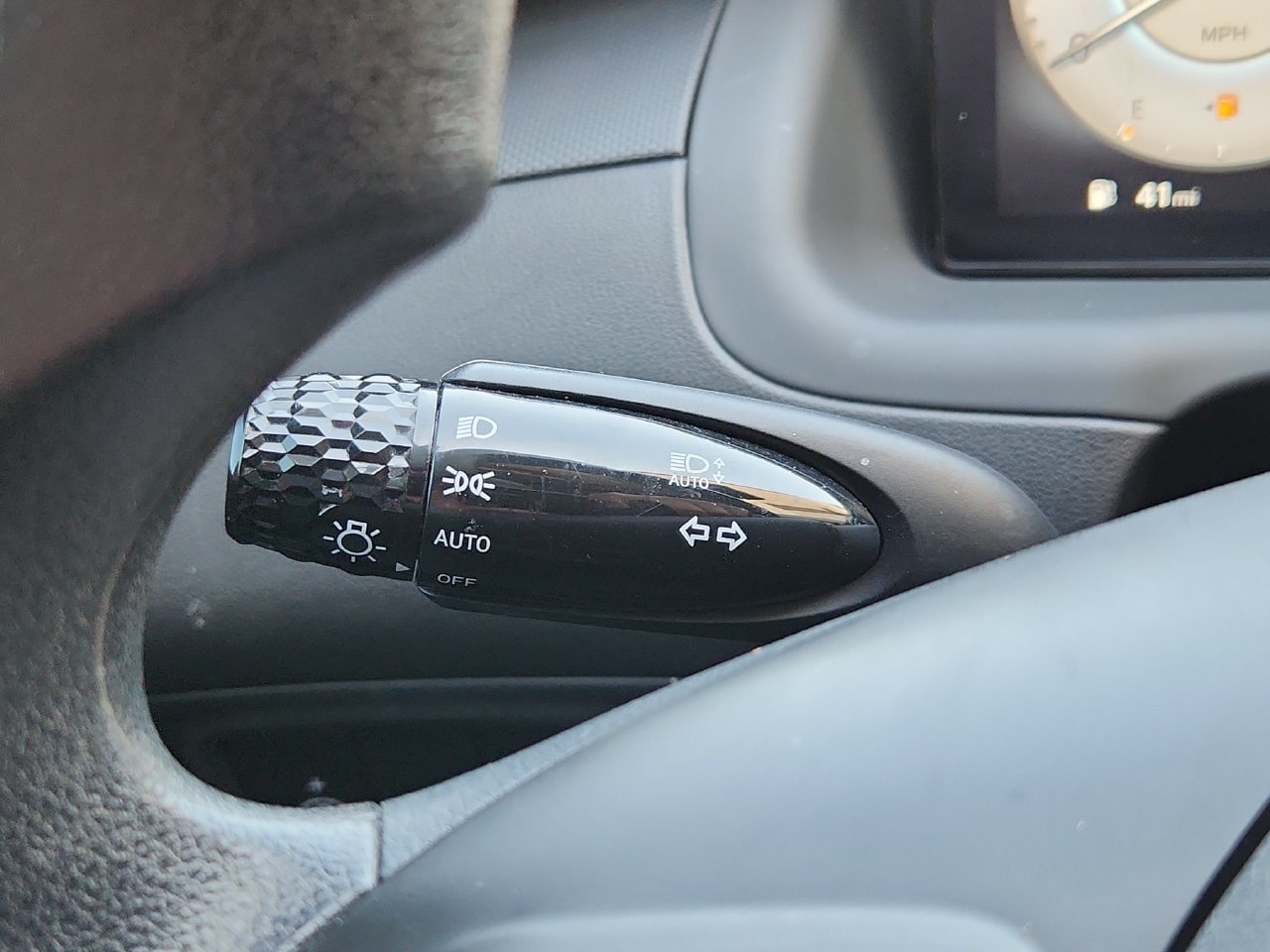 Used 2024 Hyundai Tucson SE FWD image 29