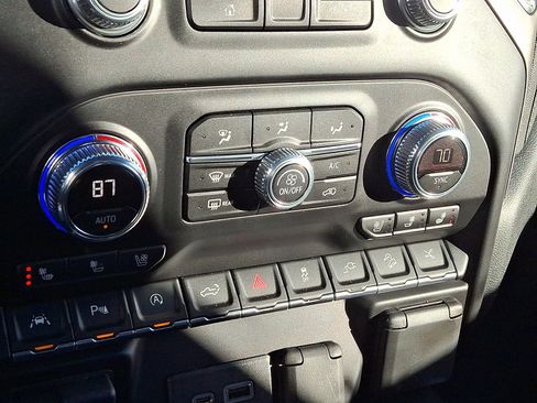 Used 2019 GMC Sierra 1500 Denali w/ Denali Ultimate Package image 16