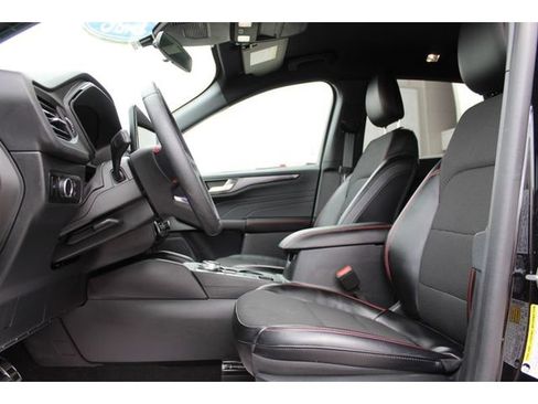 Used 2024 Ford Escape ST-Line w/ Tech Pack #1 FWD image 11