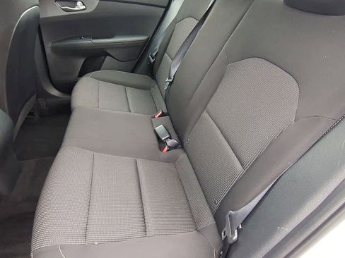 Used 2021 Kia Forte LXS image 18