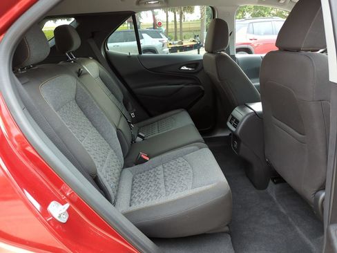 Certified 2024 Chevrolet Equinox LT FWD image 23