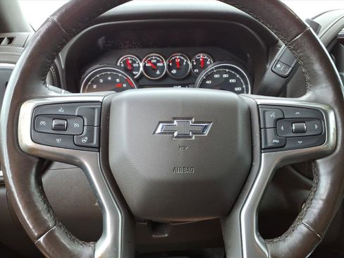 Used 2021 Chevrolet Silverado 1500 LT Trail Boss w/ LT Trail Boss Premium Package image 15