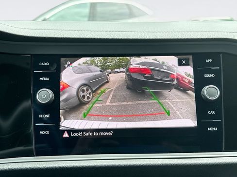 Certified 2023 Volkswagen Jetta GLI Autobahn FWD image 24