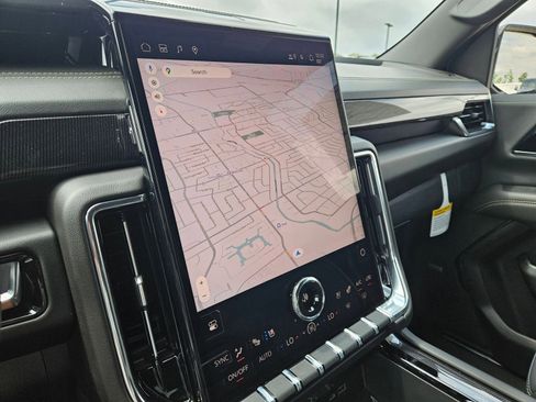 New 2026 GMC Yukon Elevation w/ Elevation Premium Package image 16