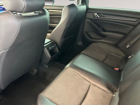 Used 2021 Honda Accord Sport image 15
