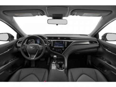 Certified 2020 Toyota Camry SE w/ Convenience Package image 8