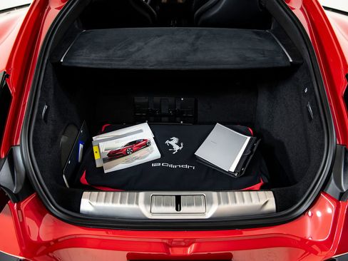 Certified 2025 Ferrari 12Cilindri image 33