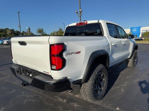New 2026 Chevrolet Colorado ZR2 w/ Technology Package image 3