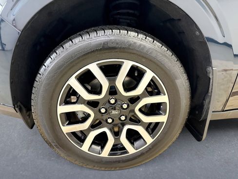 Used 2022 Ford Maverick Lariat FWD image 27