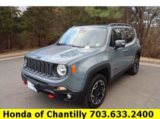 Used 2016 Jeep Renegade Trailhawk w/ Premium Trailhawk Package video 3