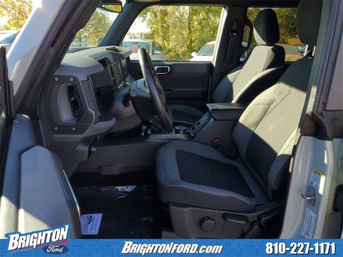 Used 2023 Ford Bronco Big Bend image 9