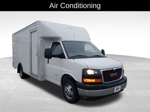 New 2025 GMC Savana 3500 Extended w/ Power Convenience Package image 8