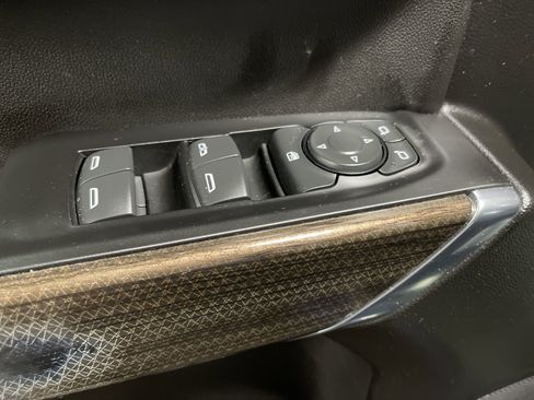 Used 2022 Chevrolet Silverado 1500 RST w/ Bed Protection Package image 9