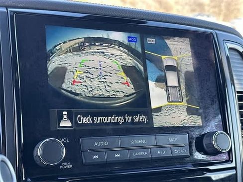 Used 2023 Nissan Titan PRO-4X w/ Pro-4x Convenience Package image 13