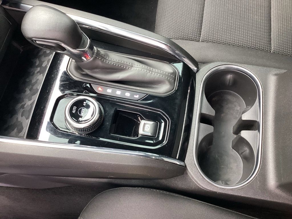 Used 2024 GMC Canyon Elevation w/ Convenience Package AWD/4WD image 24