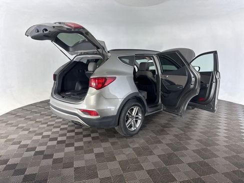 Used 2017 Hyundai Santa Fe Sport AWD/4WD image 16
