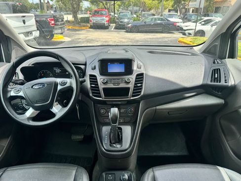 Used 2020 Ford Transit Connect XL FWD image 11