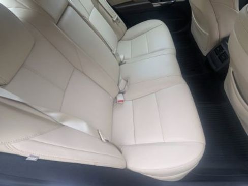 Used 2018 Toyota Avalon XLE Plus image 22