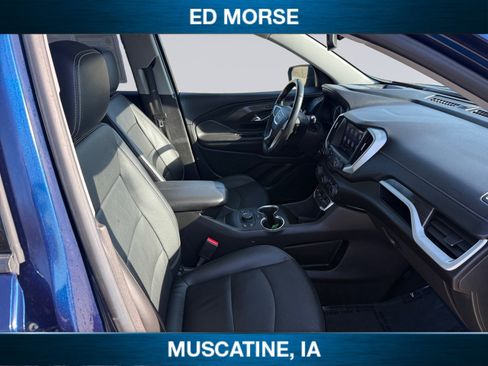 Used 2022 GMC Terrain SLT w/ Tech Package image 15